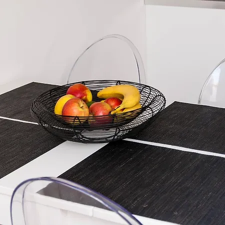 Apartman Numer 6 *